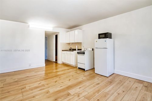 apt-114-6484 Indian Creek Dr, Miami Beach, FL, 33141-5812 | Card Image