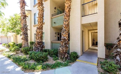 102-7127 S Durango Dr, Las Vegas, NV, 89113-2065 | Card Image