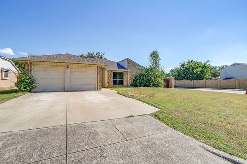 4429 Amherst Ln, Grand Prairie, TX, 75052-4013 | Card Image