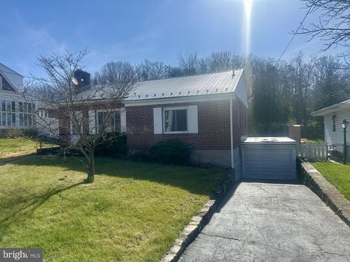 1105 Holland St, CUMBERLAND, MD, 21502-1107 | Card Image