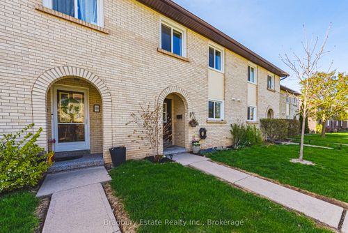 18-1450 Sixth Line, Oakville, ON, L6H1X7 | Card Image
