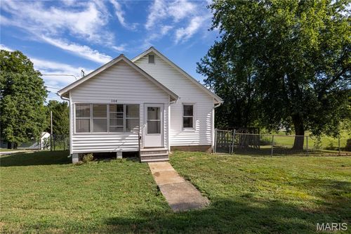 1104 North St, Jackson, MO, 63755-1549 | Card Image