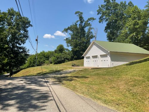 61 Blevins Holw, Olive Hill, KY, 41164-8222 | Card Image