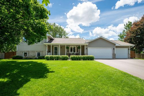 3352 132nd Cir Nw, Coon Rapids, MN, 55448-1075 | Card Image