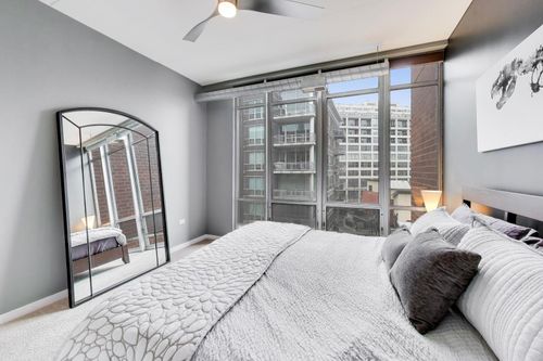 apt-509-873 Larrabee St, Chicago, IL, 60610-8922 | Card Image