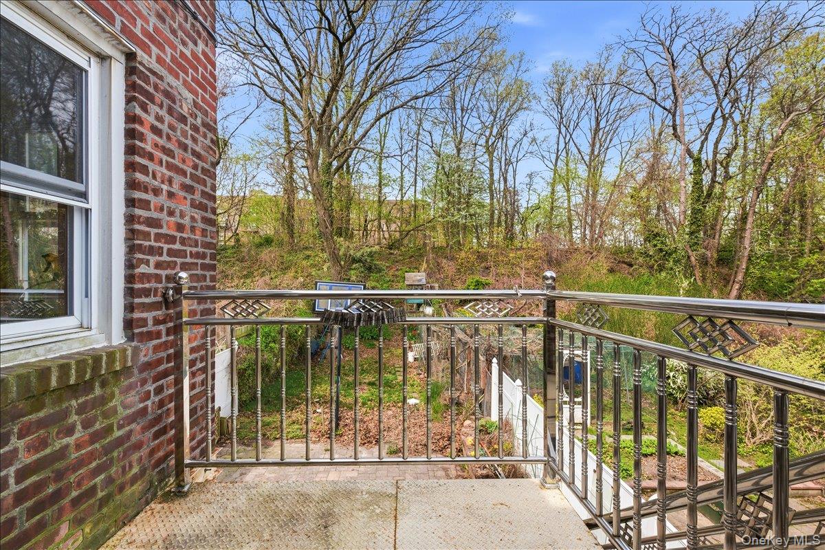 Residential Income in New York 4