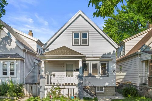 2918 S 7th Street, Milwaukee, WI, 53215 | Card Image