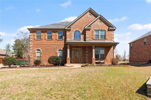 2011 Wentworth Dr, Locust Grove, GA, 30248-2584 | Card Image