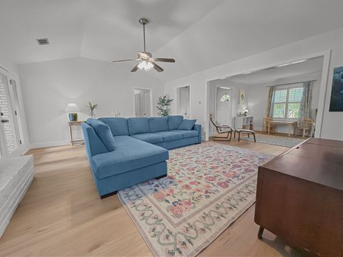 312 Meadowlark Dr, Richardson, TX, 75080-1940 | Card Image