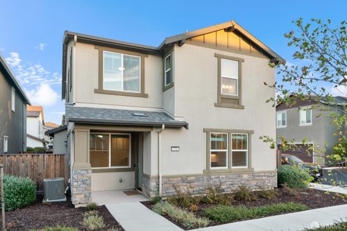 570 Glimmer Way, Pittsburg, CA, 94565-5584 | Card Image