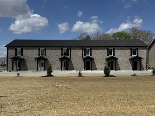 740 Kings Ln, Tullahoma, TN, 37388-5326 | Card Image