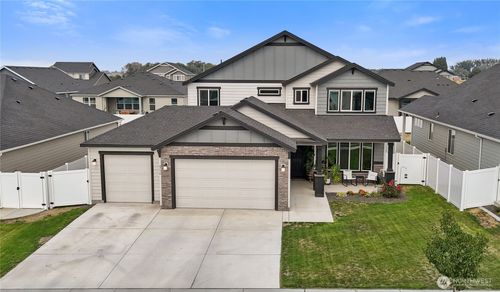 4716 W Junco St, Moses Lake, WA, 98837-5813 | Card Image