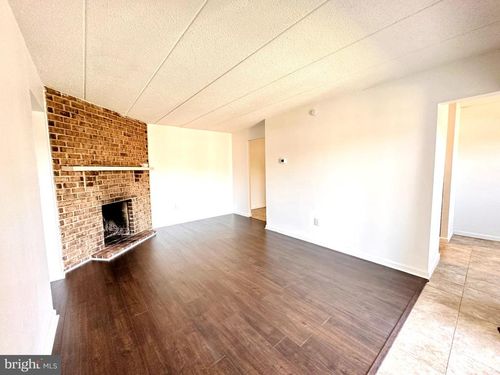 1806 Valley Dr, WEST CHESTER, PA, 19382-6364 | Card Image