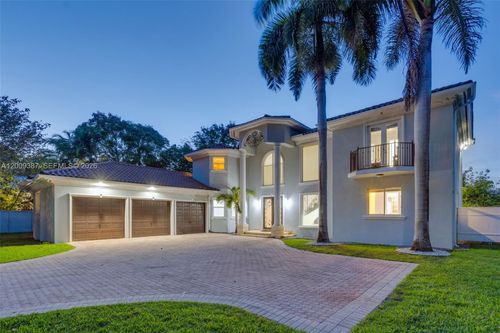 8479 Sw 122nd St, Miami, FL, 33156-5121 | Card Image