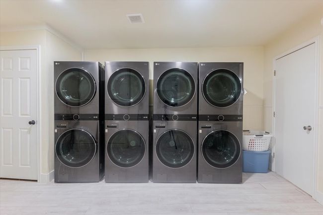 Building 3 - Huge laundry room is great for multifamily living. | Image 22