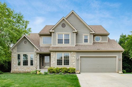 2638 Carla Dr, Lewis Center, OH, 43035-8813 | Card Image
