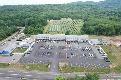 2h-4137 Whitney Ave, Hamden, CT, 06518-1212 | Card Image