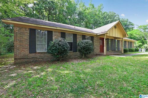 572 Sun Valley Rd, CENTER POINT, AL, 35215-3308 | Card Image