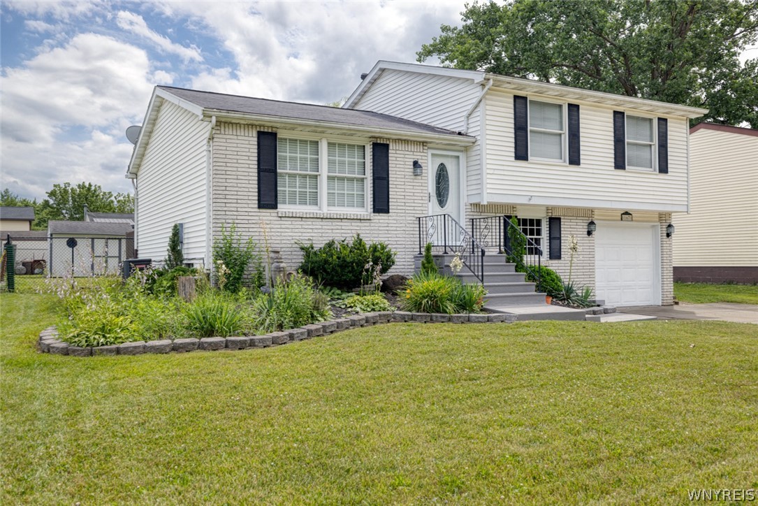 Losson Rd, Buffalo, NY 14227