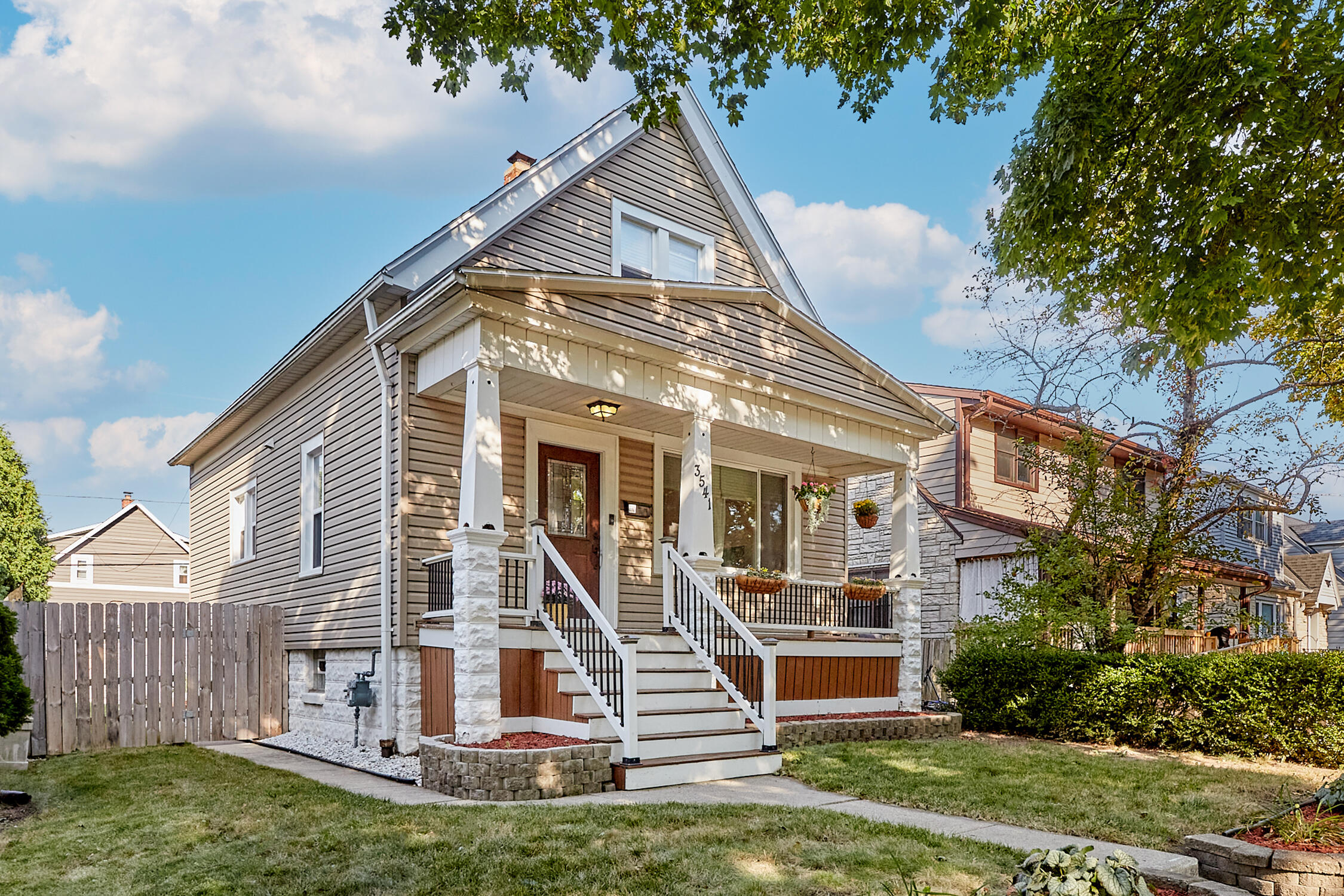 19th St, Milwaukee, WI 53221