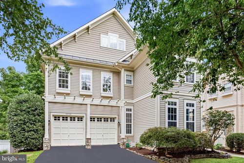 22782 Courtland Park Dr, BRAMBLETON, VA, 20148-5600 | Card Image