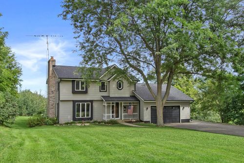 2445 Upland Dr, BURLINGTON, WI, 53105-9603 | Card Image
