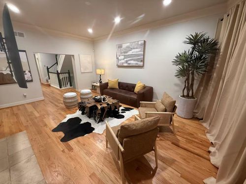 2201 Crocker St, Houston, TX, 77006-1909 | Card Image
