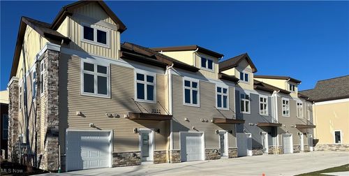 3212 Van Aken Blvd, Shaker Heights, OH, 44120-3508 | Card Image