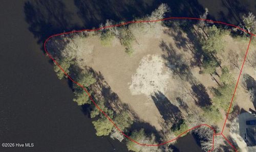 117 Anchor Way, New Bern, NC, 28562-9509 | Card Image