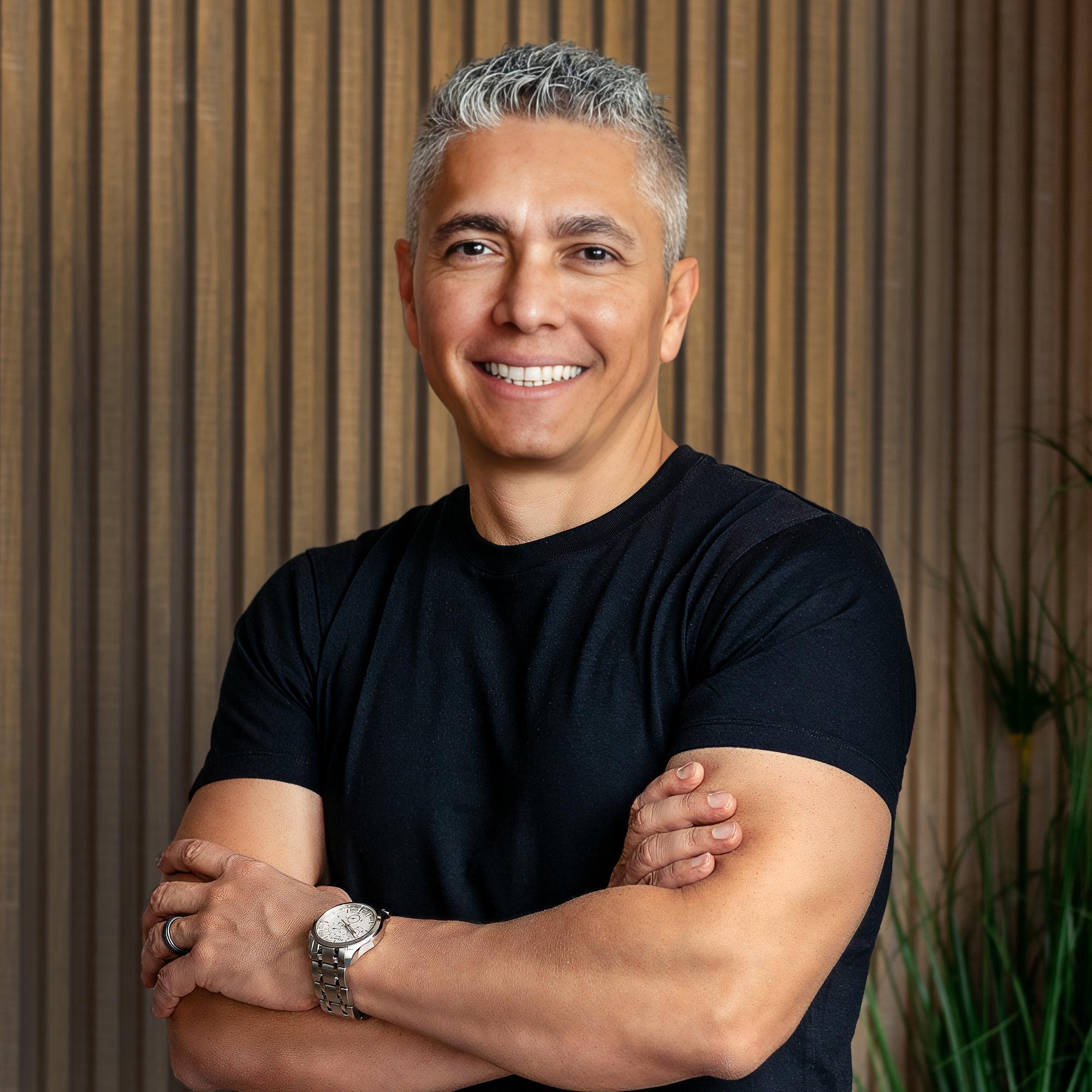 Victor Hernandez
