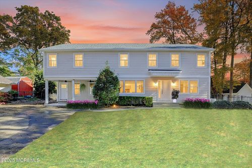 243 Woodcrest Rd, Oakhurst, NJ, 07755-1462 | Card Image