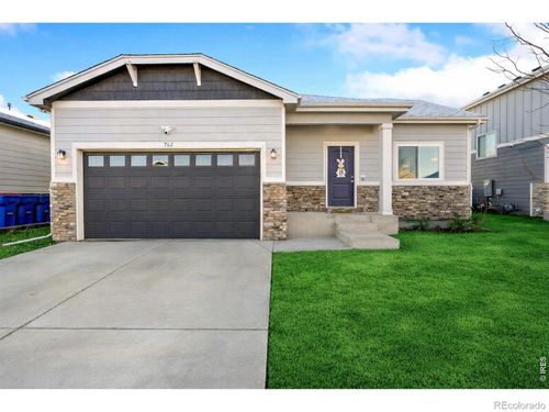 762 Settlers Dr, Milliken, CO, 80543-3225 | Card Image