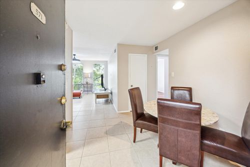 apt-571-4631 Wild Indigo St, Houston, TX, 77027-7048 | Card Image