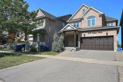 1090 Tupper Dr, House other with 3 bedrooms, 3 bathrooms and 4 parking in Milton ON | Image 2