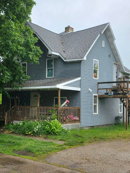 122 John St, Lyons, MI, 48851-5103 | Card Image