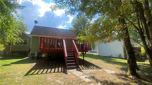 22 James Pl, Kiamesha Lake, NY, 12751-5035 | Card Image