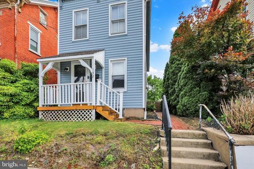132 S Church St, Mohnton, PA, 19540-2004 | Card Image