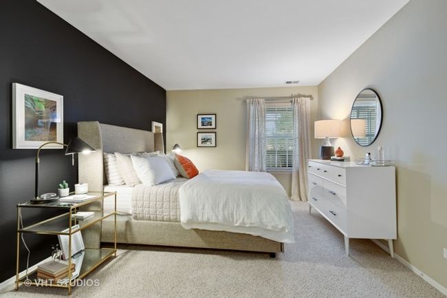APT-1124 - 1630 Lincoln Meadows Cir, Condo with 2 bedrooms, 2 bathrooms and 2 parking in Schaumburg IL | Image 12