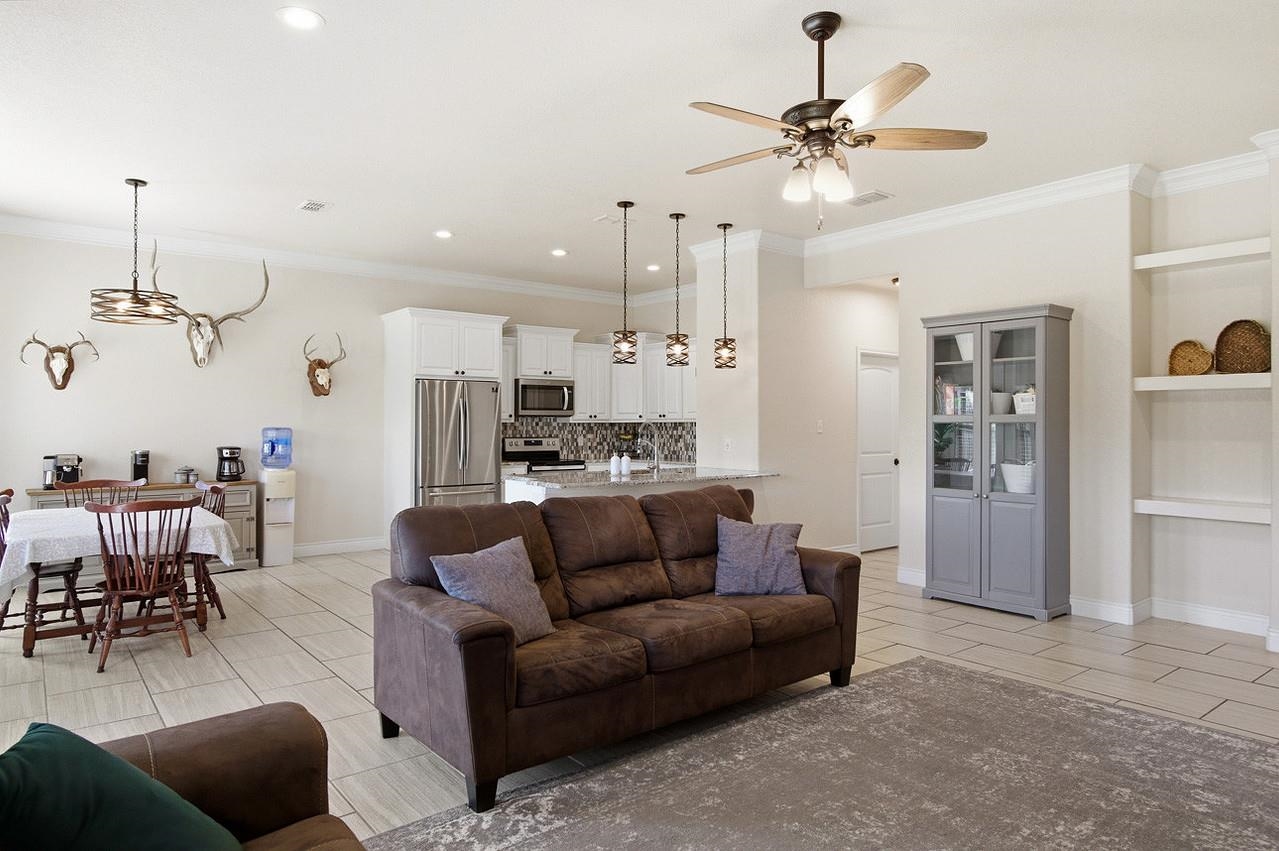 Residential in Del Rio 4