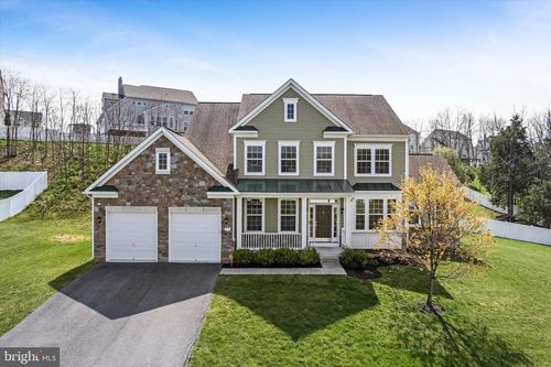 77 Wilderness Ct, HARPERS FERRY, WV, 25425-2513 | Card Image