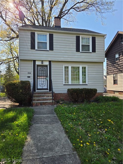 994 Yellowstone Rd, Cleveland Heights, OH, 44121-1447 | Card Image