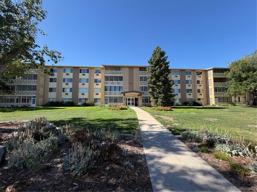 4d-715 S Alton Way, Denver, CO, 80247 | Card Image