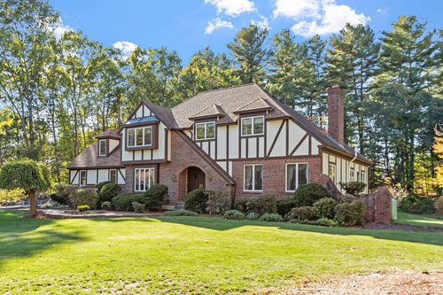 5 Stephanie Dr, Pelham, NH, 03076-3151 | Card Image