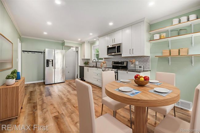 006_p1022783_117 - Kitchen - Standard - 3.jpg | Image 5