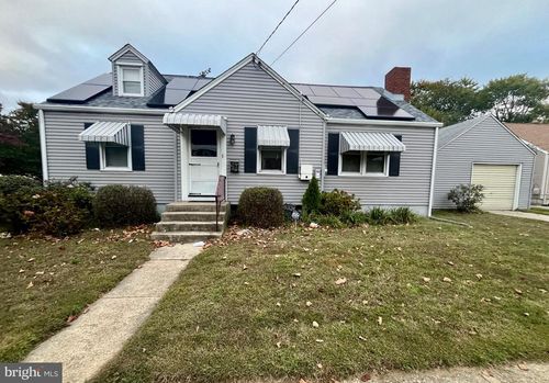 6324 Roosevelt Ave, PENNSAUKEN, NJ, 08109-1543 | Card Image