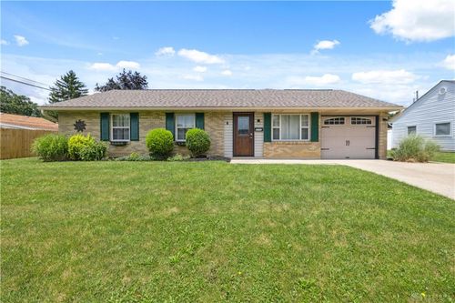 1113 Londonderry Dr, Vandalia, OH, 45377-2934 | Card Image