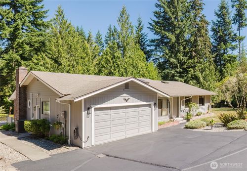 11594 Willamette Meridian Rd Nw, Silverdale, WA, 98383-9329 | Card Image