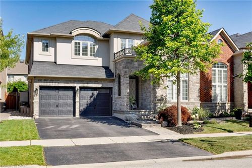 3456 Liptay Ave, Oakville, ON, L6M0M7 | Card Image