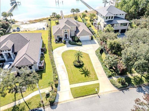 2012 Pritchard Point Dr, Navarre, FL, 32566-3006 | Card Image