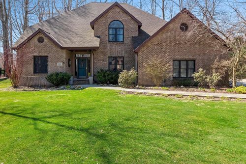 509 Wild Oak Drive, Manitowoc, WI, 54220 | Card Image
